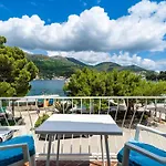 Apartman Zarac - One Bedroom With Balcony And Sea View Milanka