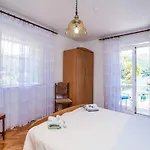 Apartman Zarac - One Bedroom With Balcony And Sea View Milanka *