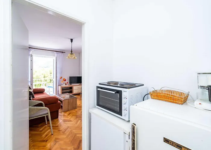 아파트 Zarac - One Bedroom With Balcony And Sea View Milanka 자톤
