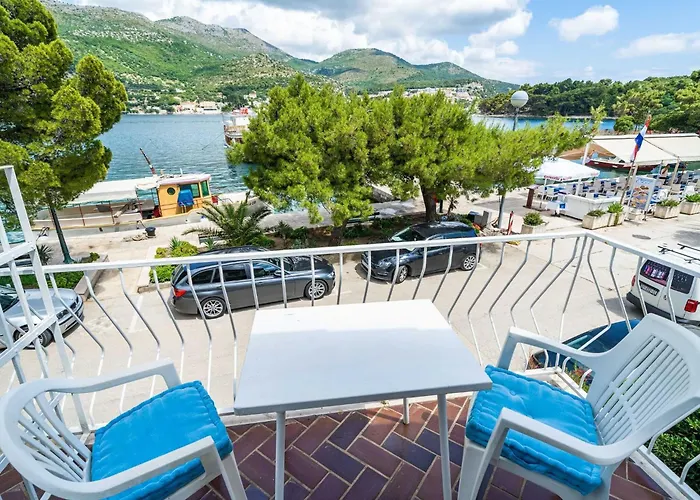 아파트 Zarac - One Bedroom With Balcony And Sea View Milanka