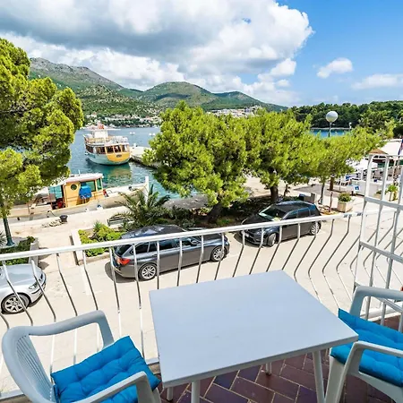 아파트 Zarac - One Bedroom With Balcony And Sea View Milanka *
