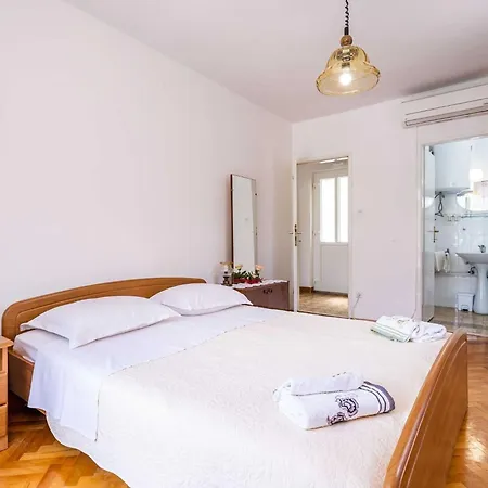 Zarac - One Bedroom With Balcony And Sea View Milanka