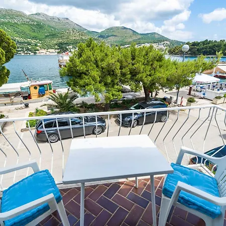 Apartman Zarac - One Bedroom With Balcony And Sea View Milanka
