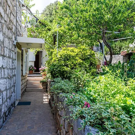 Zarac - One Bedroom With Balcony And Sea View Milanka דירה *