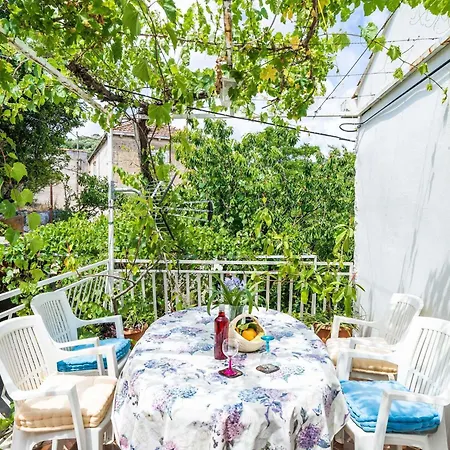 Apartment Zarac - One Bedroom With Balcony And Sea View Milanka *