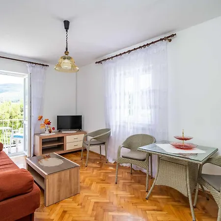 Zarac - One Bedroom With Balcony And Sea View Milanka 아파트 *