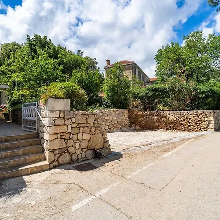 Apartment Zarac - One Bedroom With Balcony And Sea View Milanka *