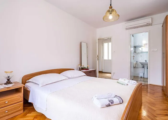 Zarac - One Bedroom With Balcony And Sea View Milanka