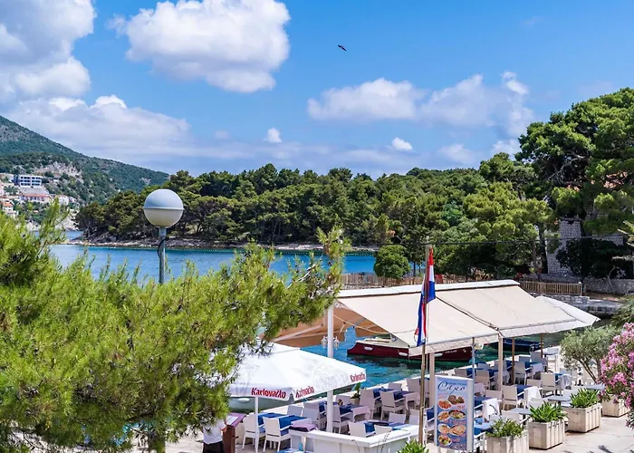 Zarac - One Bedroom With Balcony And Sea View Milanka * זאטון