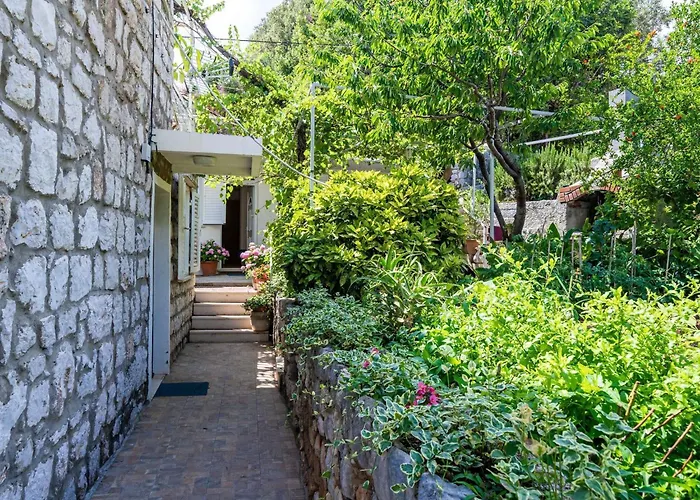 Zarac - One Bedroom With Balcony And Sea View Milanka Apartament *