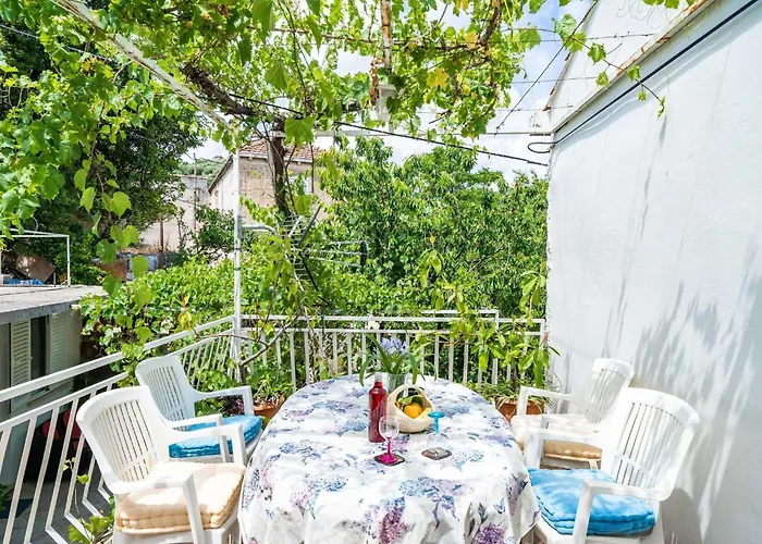 דירה Zarac - One Bedroom With Balcony And Sea View Milanka *